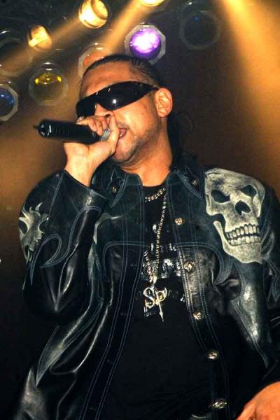 b.raza8@yahoo.fr
